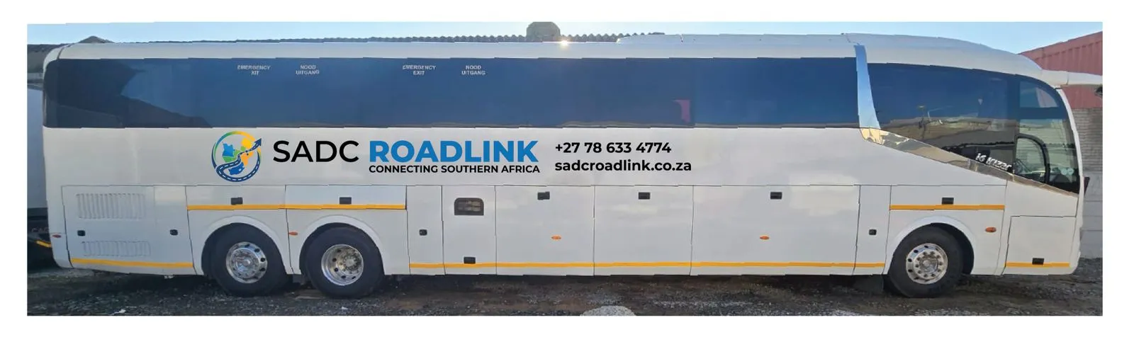 SADC Roadlink luxury coach